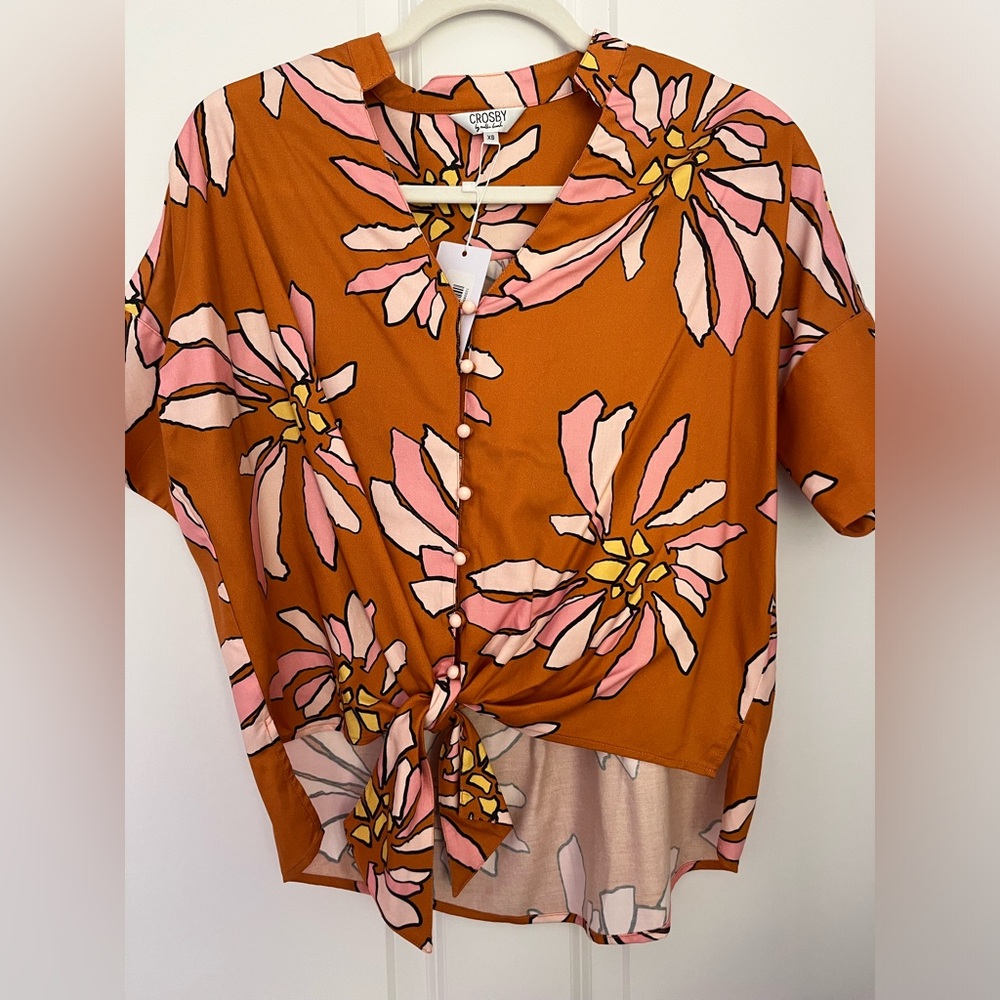 Crosby nwt blouse